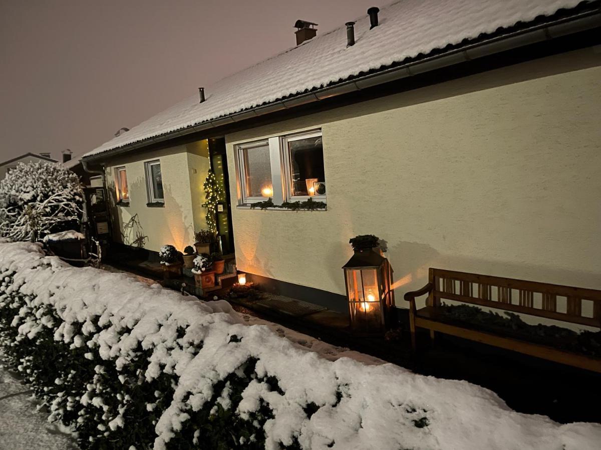 Appartement Region Esslingen - Naehe Messe - Flughafen - Stuttgart - Wohnen Und Arbeiten Auf Zeit In 120M2 Wohlfuehlatmosphaere - Ab 3 Uebernachtungen - Geeignet Fuer 4 Pers Incl Kinder - Beistellbett Moeglich - Kinder Und Tiere Willkommen - Garage F Altbach Exteriör bild