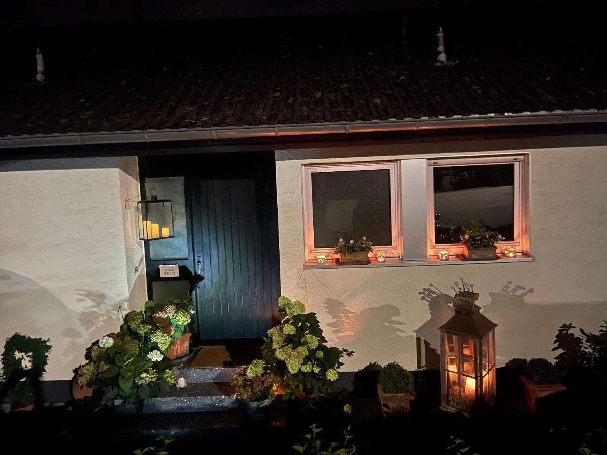 Appartement Region Esslingen - Naehe Messe - Flughafen - Stuttgart - Wohnen Und Arbeiten Auf Zeit In 120M2 Wohlfuehlatmosphaere - Ab 3 Uebernachtungen - Geeignet Fuer 4 Pers Incl Kinder - Beistellbett Moeglich - Kinder Und Tiere Willkommen - Garage F Altbach Exteriör bild