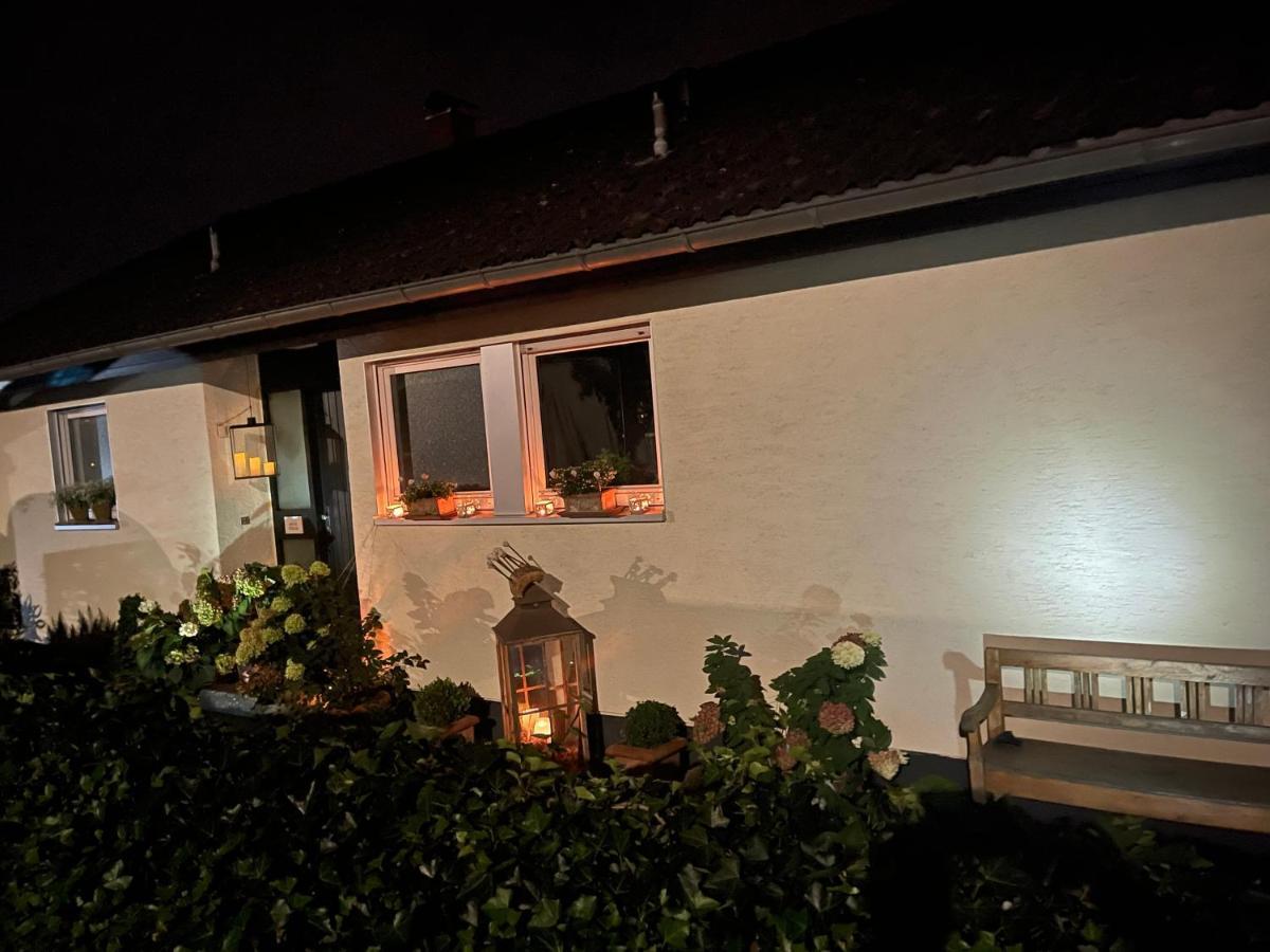 Appartement Region Esslingen - Naehe Messe - Flughafen - Stuttgart - Wohnen Und Arbeiten Auf Zeit In 120M2 Wohlfuehlatmosphaere - Ab 3 Uebernachtungen - Geeignet Fuer 4 Pers Incl Kinder - Beistellbett Moeglich - Kinder Und Tiere Willkommen - Garage F Altbach Exteriör bild