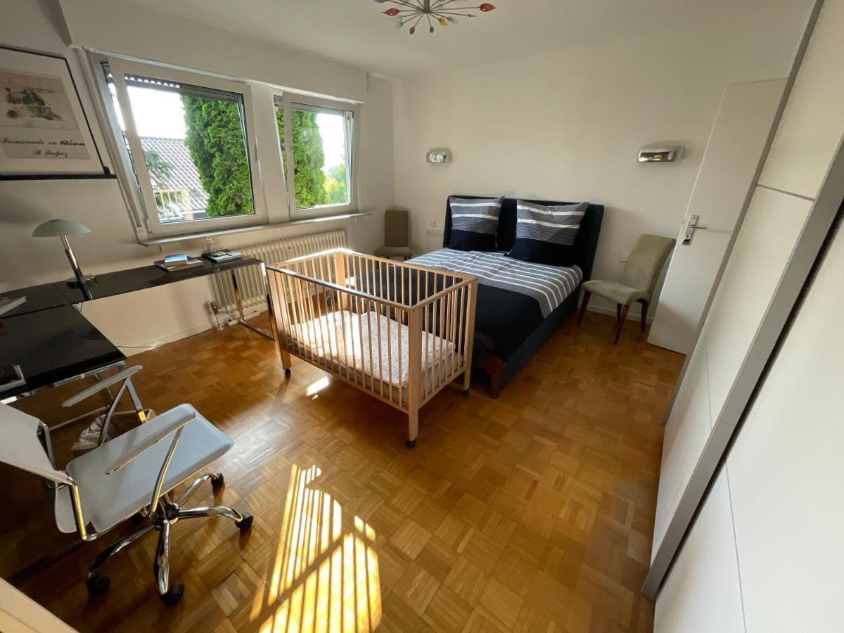 Appartement Region Esslingen - Naehe Messe - Flughafen - Stuttgart - Wohnen Und Arbeiten Auf Zeit In 120M2 Wohlfuehlatmosphaere - Ab 3 Uebernachtungen - Geeignet Fuer 4 Pers Incl Kinder - Beistellbett Moeglich - Kinder Und Tiere Willkommen - Garage F Altbach Exteriör bild